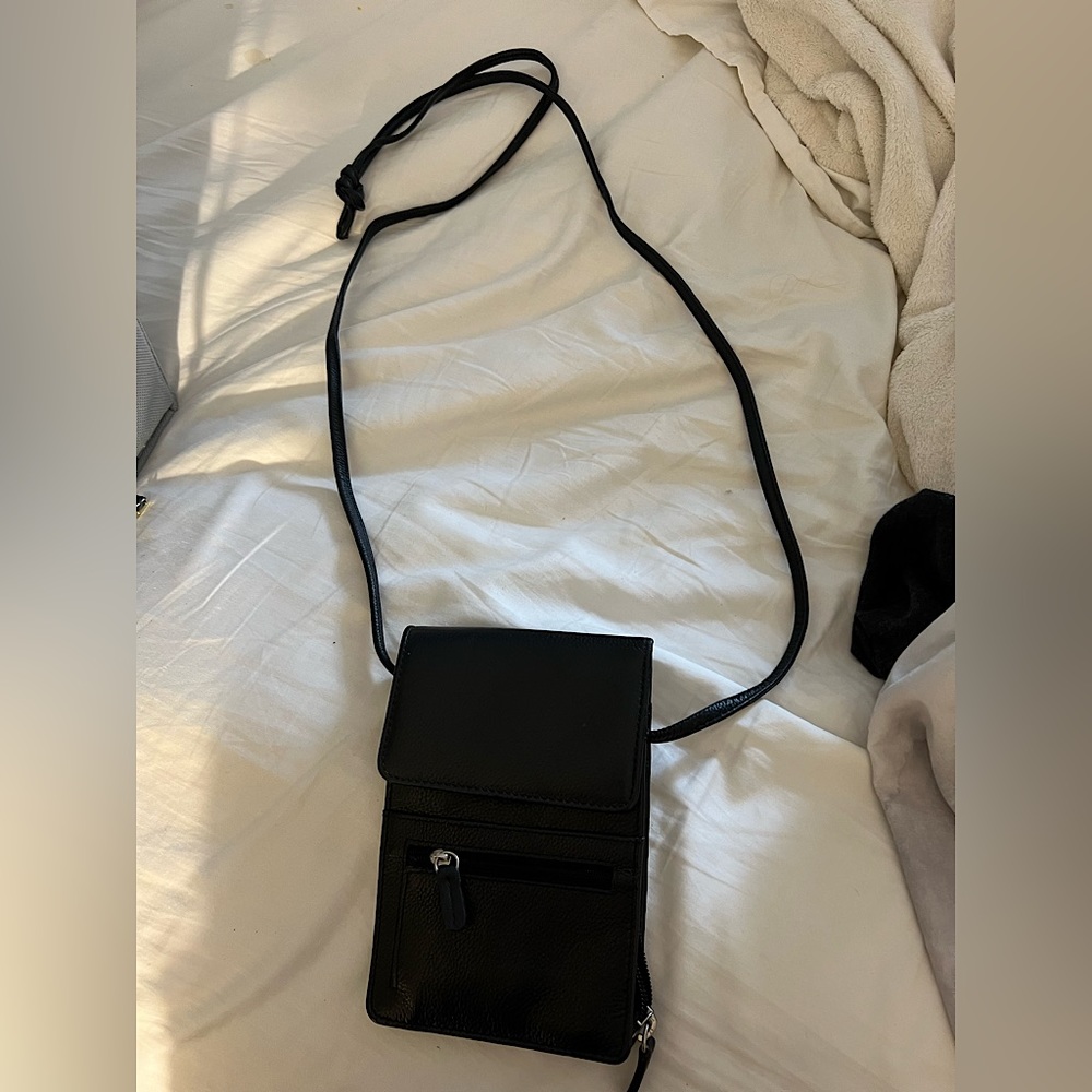 Black Leather Crossbody Wallet